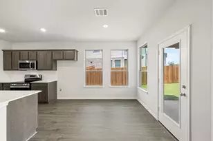 402 Saddle Ln, Denton, TX 76205 - Photo 7