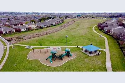 10928 Middleglen Road, Fort Worth, TX 76052 - Photo 33