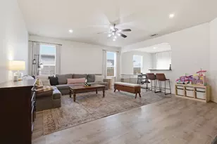 10928 Middleglen Rd, Fort Worth, TX 76052 - Photo 3