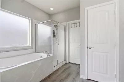 10928 Middleglen Road, Fort Worth, TX 76052 - Photo 19