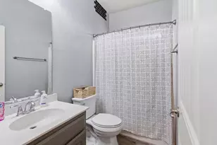 10928 Middleglen Rd, Fort Worth, TX 76052 - Photo 25