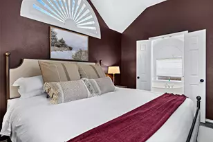 9427 Vista Cir, Irving, TX 75063 - Photo 9