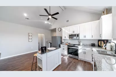 301 Paschall Boulevard, Mabank, TX 75147 - Photo 7