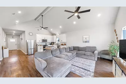 301 Paschall Boulevard, Mabank, TX 75147 - Photo 5