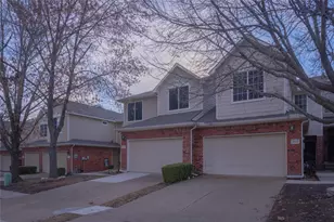 8605 Hunters Trace Ln, Plano, TX 75024 - Photo 3