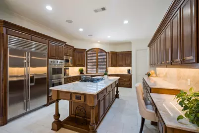 904 Sir Constantine Drive, Lewisville, TX 75056 - Photo 9