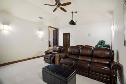 904 Sir Constantine Drive, Lewisville, TX 75056 - Photo 33