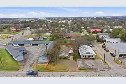 1102 Washington Street, Stephenville, TX 76401 - Photo 1