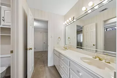 1213 Stonewall Street, Garland, TX 75043 - Photo 21