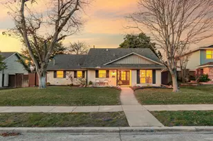 7853 El Pensador Dr, Dallas, TX 75248 - Photo 17