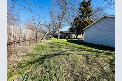 4801 Stephanie Drive, Haltom City, TX 76117 - Photo 33