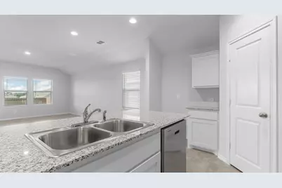 9337 Subjeck Way, Fort Worth, TX 76108 - Photo 5