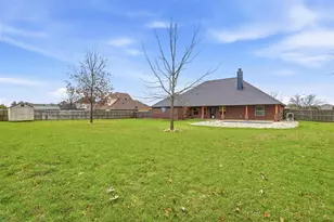 1412 Wedgewood Dr, Cleburne, TX 76033 - Photo 29