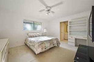 17209 Graystone Dr, Dallas, TX 75248 - Photo 15