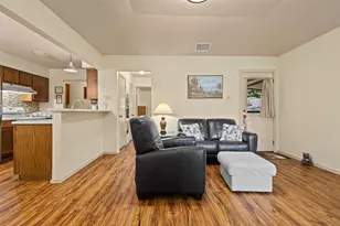 8521 Holly St, Frisco, TX 75034 - Photo 3