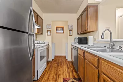 8521 Holly Street, Frisco, TX 75034 - Photo 9