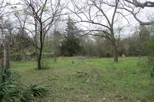 522 E Quitman St, Emory, TX 75440 - Photo 3