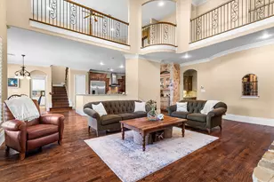 2301 Bella Lago Dr, Flower Mound, TX 75022 - Photo 9