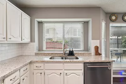 2047 Wanderlust Drive, Lewisville, TX 75067 - Photo 17