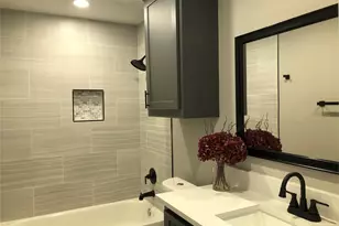 301 E 14th Ave, Corsicana, TX 75110 - Photo 9