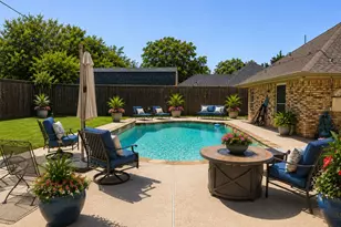 813 Shady Creek Dr, Kennedale, TX 76060 - Photo 25