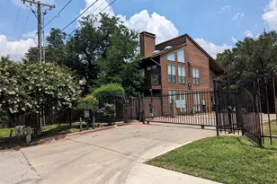 7522 Holly Hill Dr, Dallas, TX 75231 - Photo 17