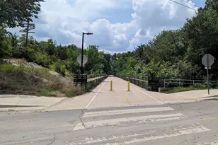 7522 Holly Hill Dr, Dallas, TX 75231 - Photo 19