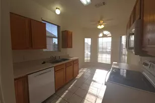 6405 Freshwater Ln, Fort Worth, TX 76179 - Photo 7