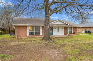 6317 Stonewall St, Greenville, TX 75402 - Photo 3