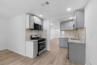 14024 Horseshoe Trail, Balch Springs, TX 75180 - Photo 17