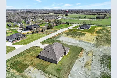 209 Basalt Lane, Reno, TX 76020 - Photo 35