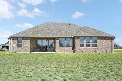 209 Basalt Lane, Reno, TX 76020 - Photo 5