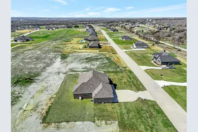 209 Basalt Lane, Reno, TX 76020 - Photo 37