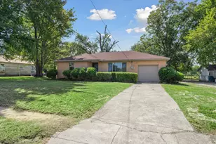 252 E Main St, Van, TX 75790 - Photo 3