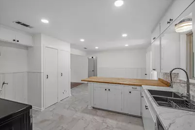 252 E Main Street, Van, TX 75790 - Photo 11