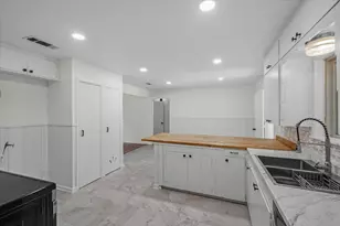 252 E Main St, Van, TX 75790 - Photo 11