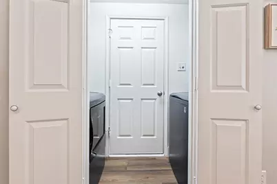 8718 Falls Road, Irving, TX 75063 - Photo 25