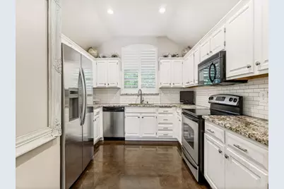 808 Canyon Valley Drive, McKinney, TX 75071 - Photo 13