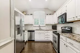 808 Canyon Valley Dr, McKinney, TX 75071 - Photo 13