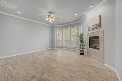 686 Cattlebaron Parc Drive, Fort Worth, TX 76108 - Photo 11