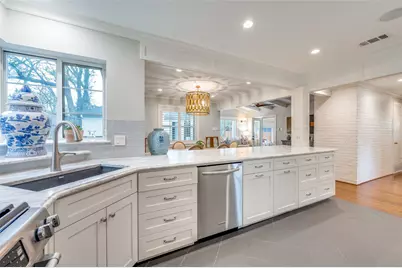 6609 Patrick Drive, Dallas, TX 75214 - Photo 13