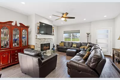 9309 Ronald Drive, Fort Worth, TX 76134 - Photo 3