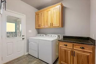 8500 Nix Rd, Tolar, TX 76476 - Photo 33