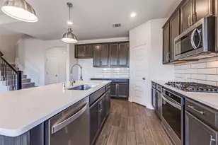 411 Parkford Dr, Fate, TX 75087 - Photo 11