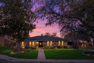 9606 Millridge Cir, Dallas, TX 75243 - Photo 35