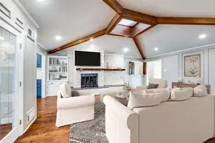 9606 Millridge Cir, Dallas, TX 75243 - Photo 3