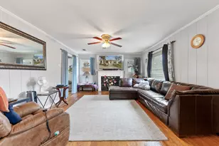 2153 W Lotus Ave, Fort Worth, TX 76111 - Photo 7