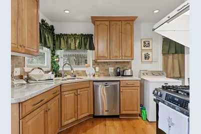 2153 W Lotus Avenue, Fort Worth, TX 76111 - Photo 11