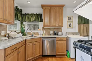 2153 W Lotus Ave, Fort Worth, TX 76111 - Photo 11