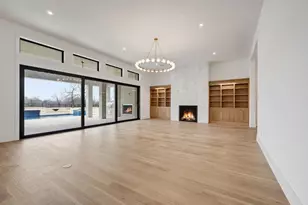 10621 Arrowhead Pt Dr, Fort Worth, TX 76179 - Photo 11